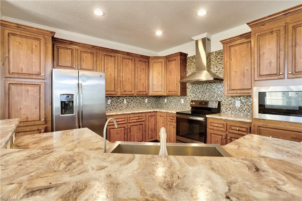 5671 Captain John Smith Loop Property Photo 6