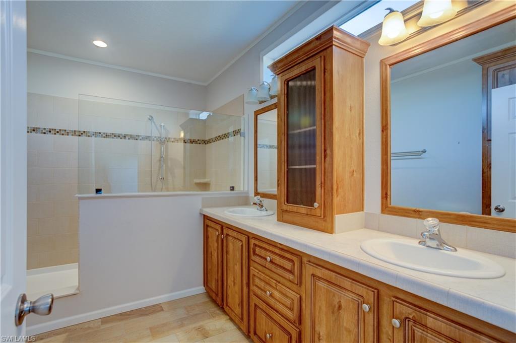 5671 Captain John Smith Loop Property Photo 21