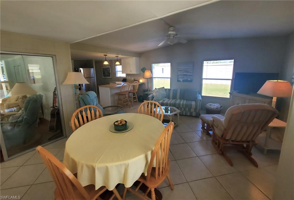 938 Lazy Ln Property Photo 8