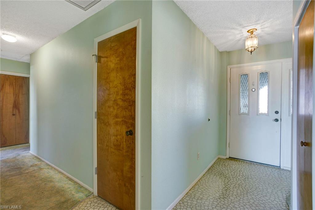 2711 W Marion Ave Property Photo 20