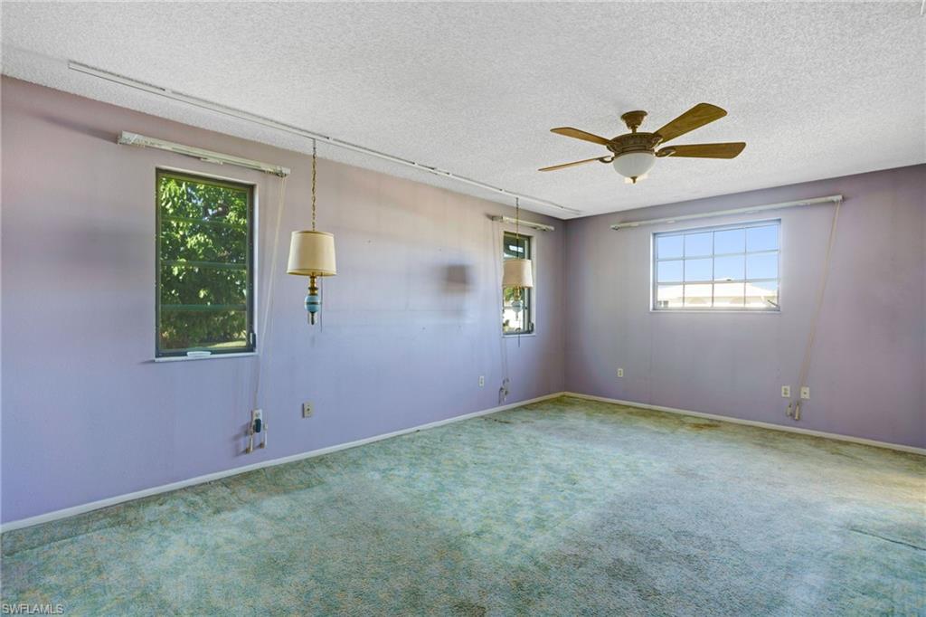 2711 W Marion Ave Property Photo 27