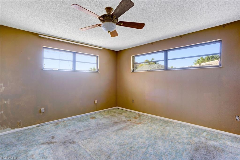 2711 W Marion Ave Property Photo 31