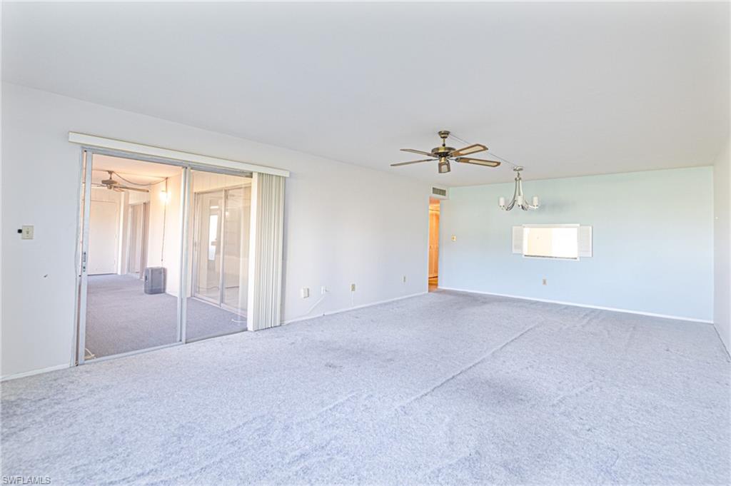 6102 Augusta Dr # 103 Property Photo 8