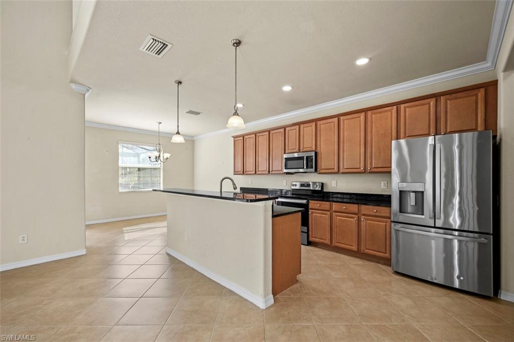 21412 Bella Terra Blvd Property Photo 7