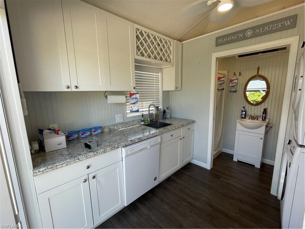 5861 Maplewood Ct Property Photo 19