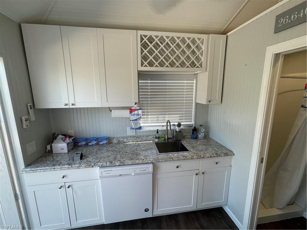 5861 Maplewood Ct Property Photo 21