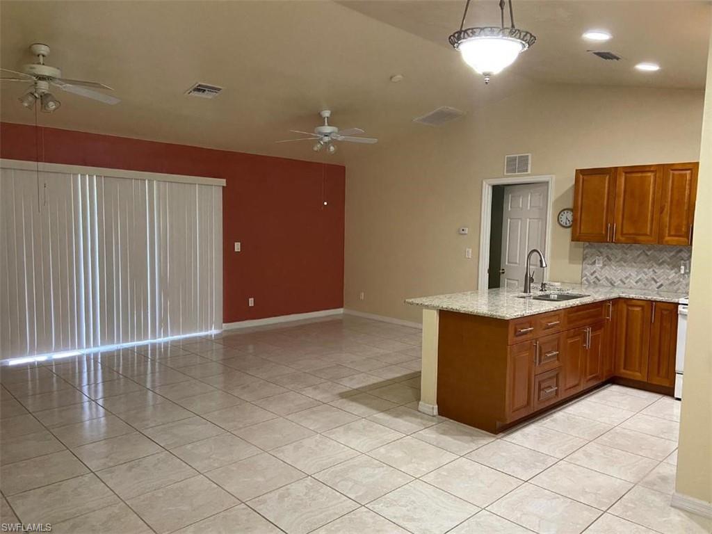 540 Thomas Sherwin Ave S Property Photo 3