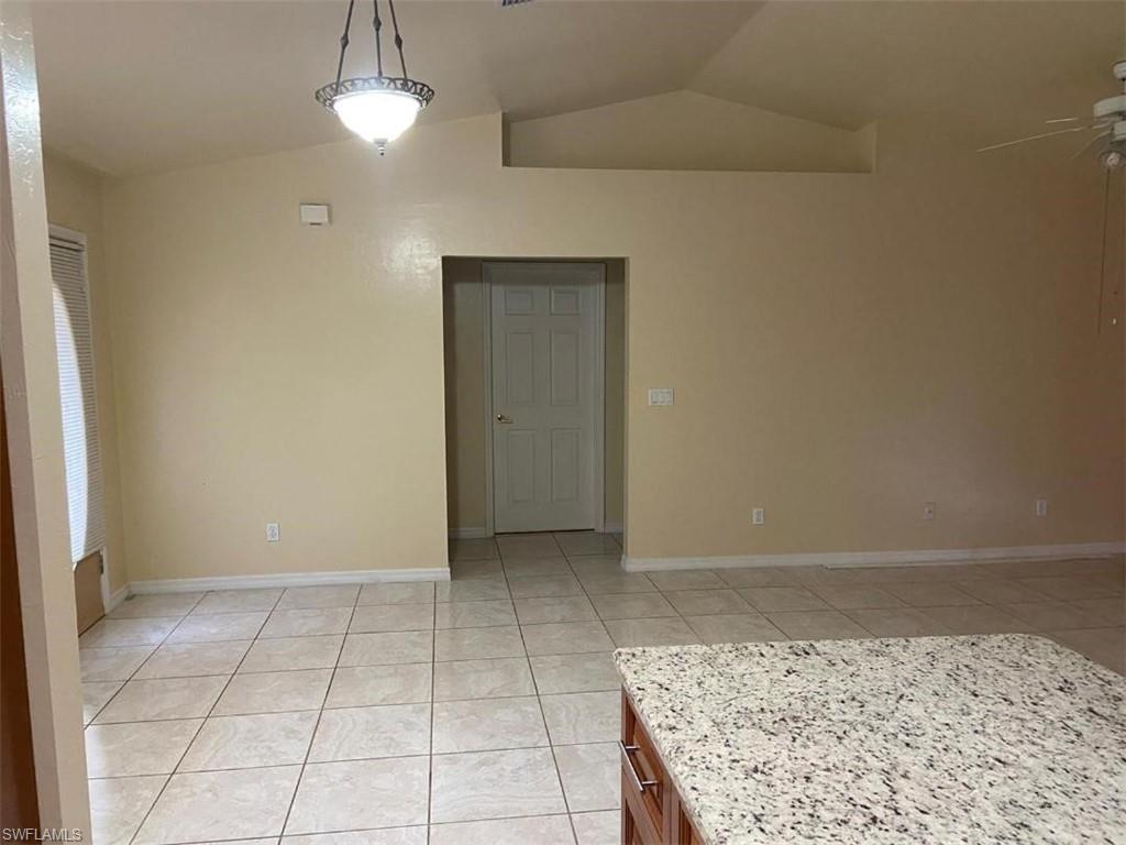 540 Thomas Sherwin Ave S Property Photo 9