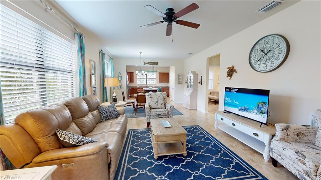 5751 Declaration Ct Property Photo 6