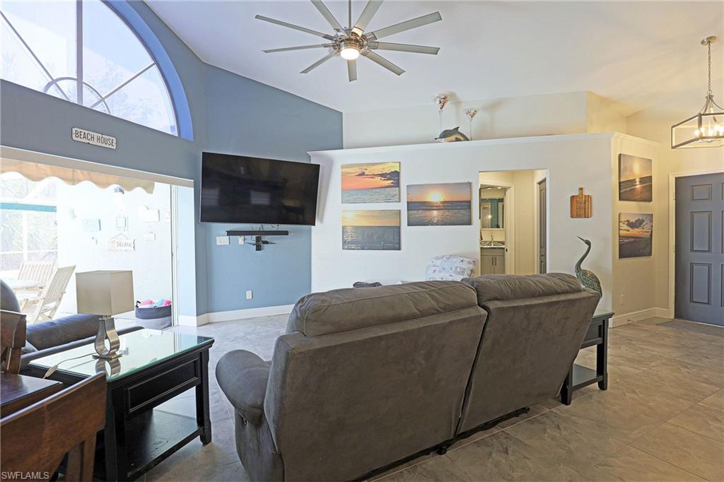 1579 Whispering Oaks Cir Property Photo 10