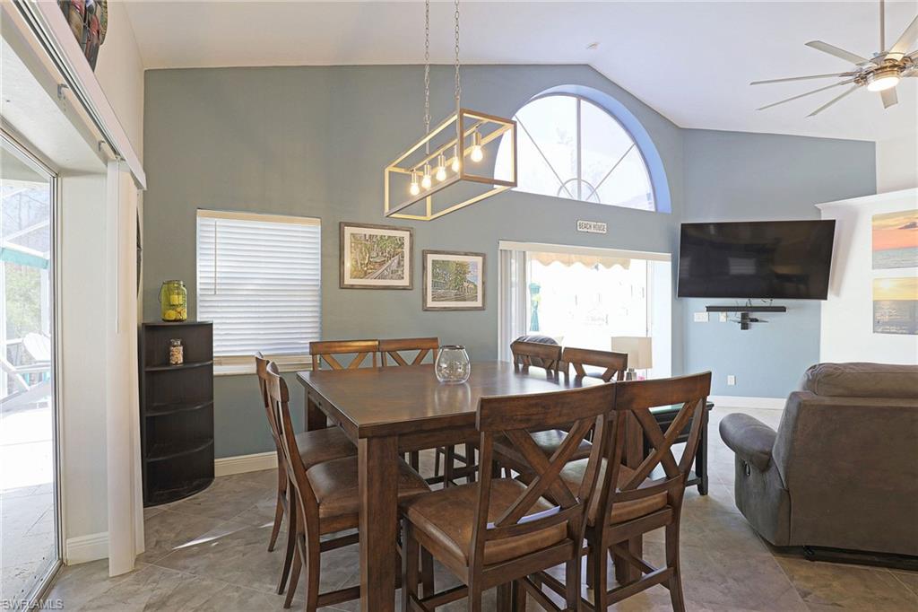 1579 Whispering Oaks Cir Property Photo 13