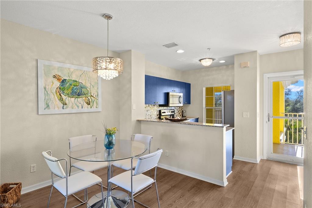 2060 Willow Hammock Cir # 304 Property Photo 6