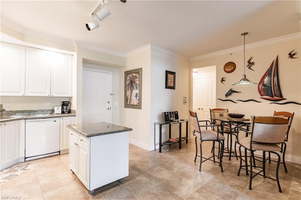 2825 Palm Beach Blvd # 203 Property Photo 14