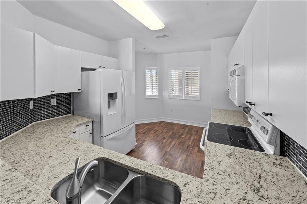 7821 Great Heron Way # 304 Property Photo 3