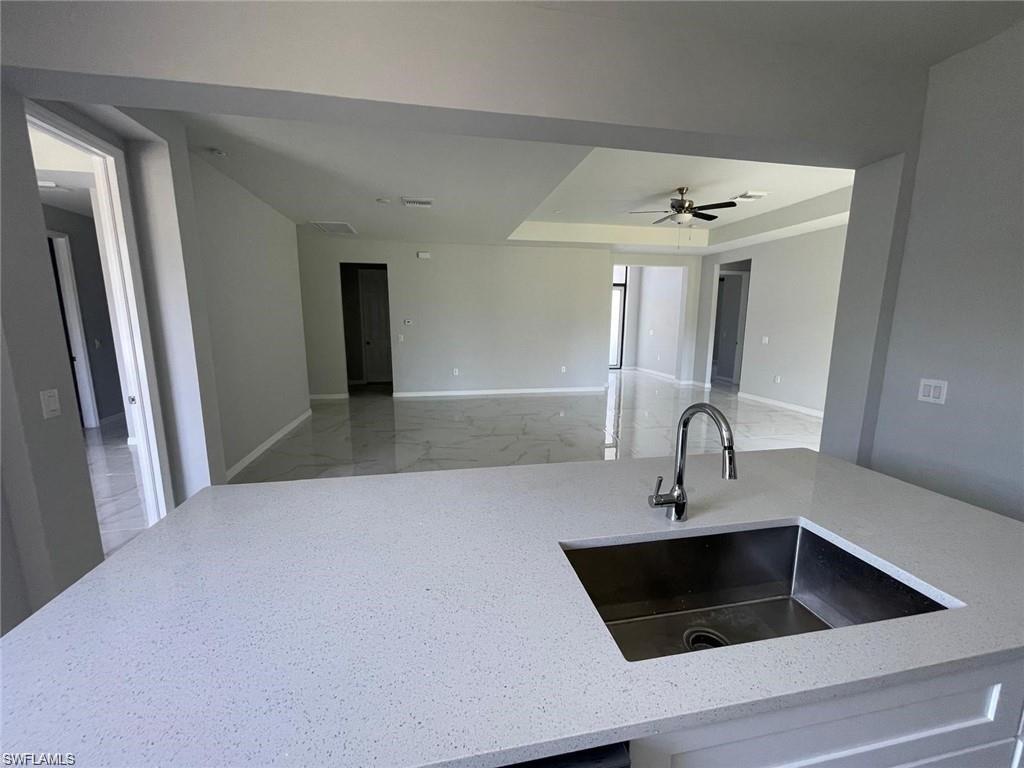 2511 Nw 25th St Property Photo 8