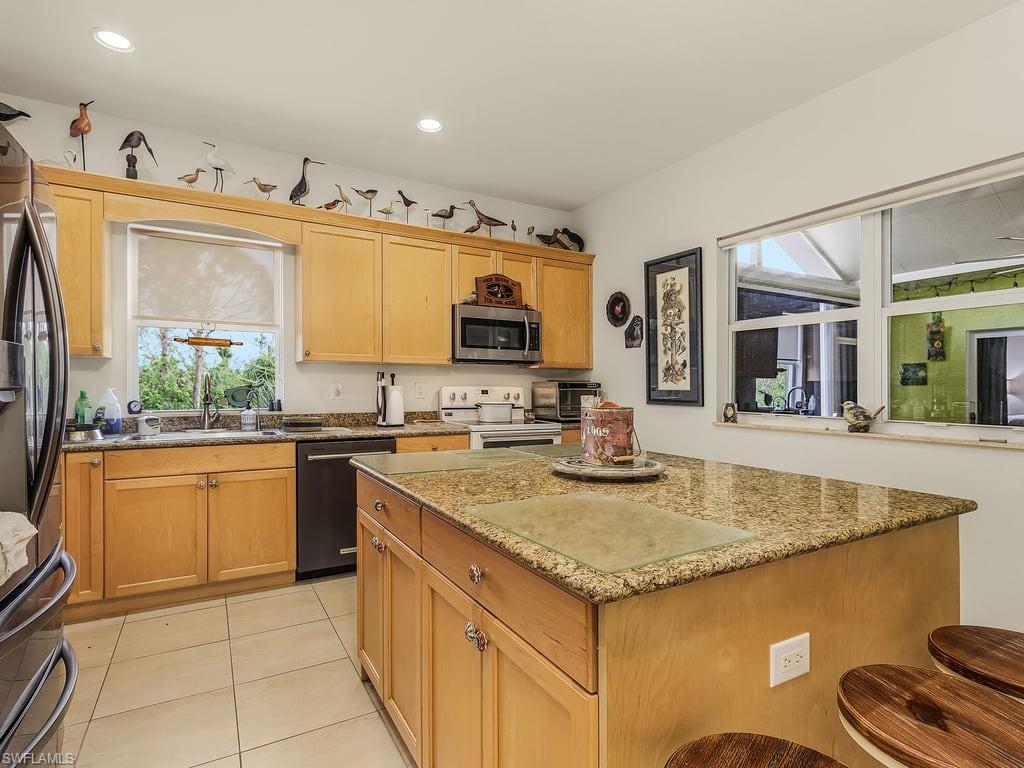 4931 Island Acres Ct Property Photo 15