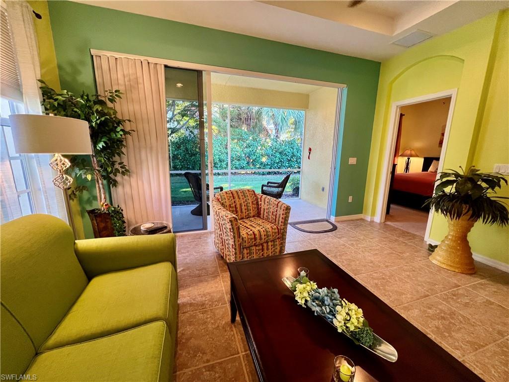 15039 Sea Crest Blvd Property Photo 6