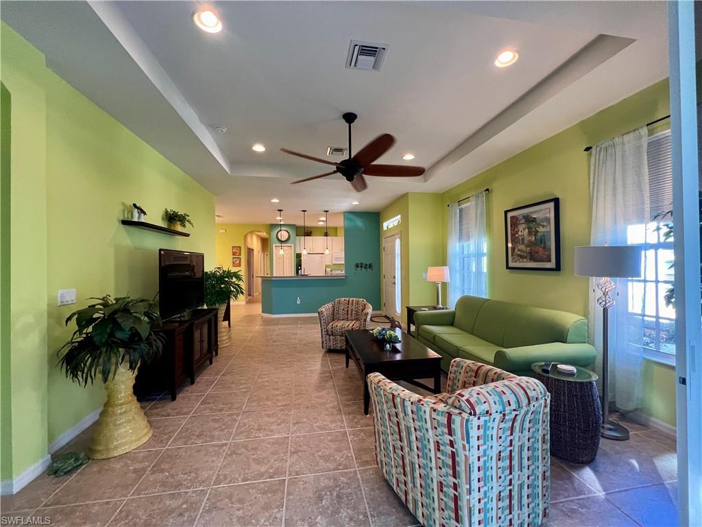 15039 Sea Crest Blvd Property Photo 9