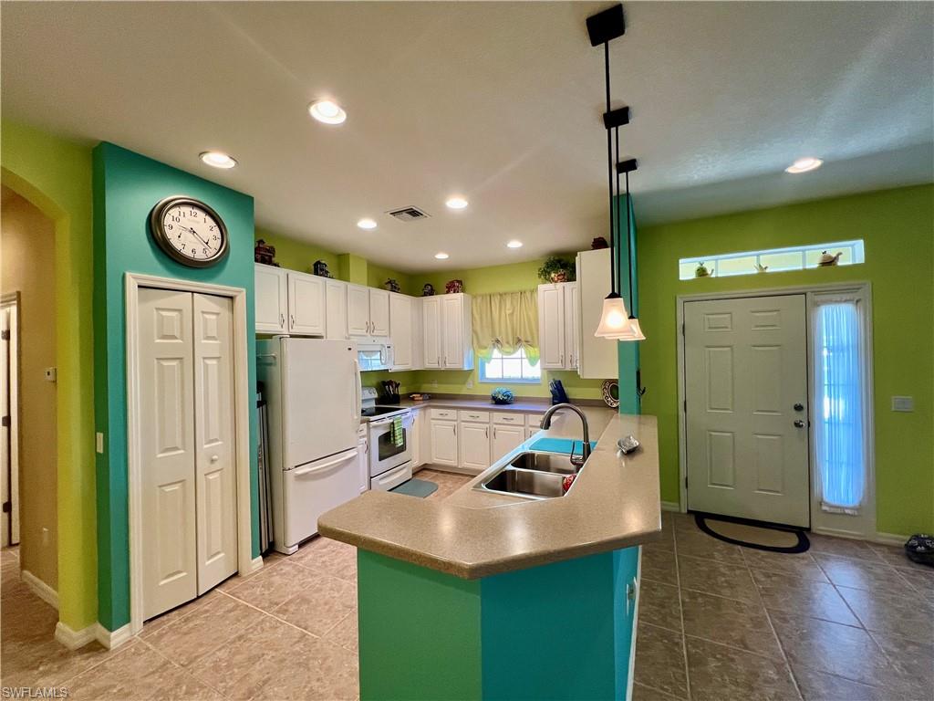 15039 Sea Crest Blvd Property Photo 11