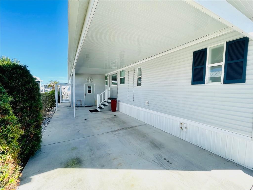 3096 Harpoon Ln Property Photo 2