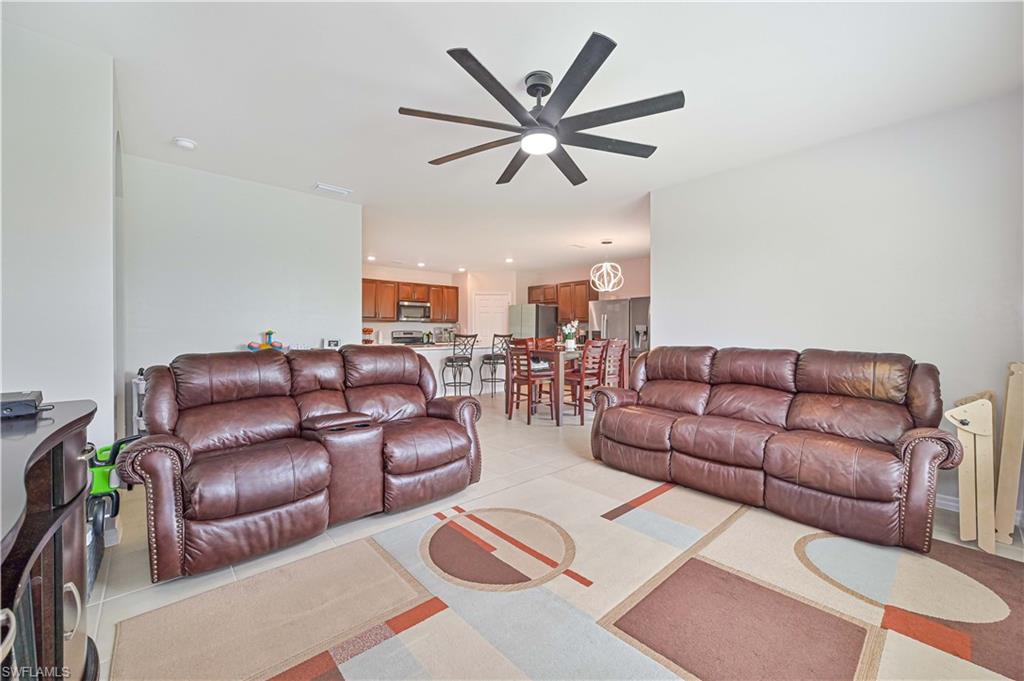 2544 Nw 20th Pl Property Photo 15