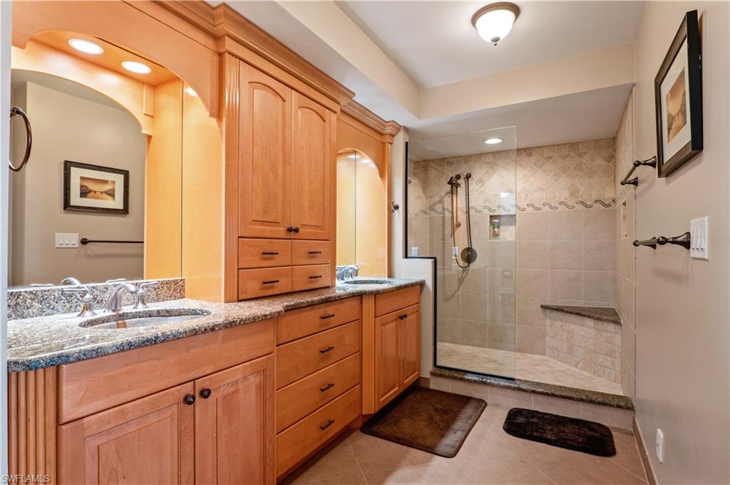 4051 Gulf Shore Blvd N # 902 Property Photo 12