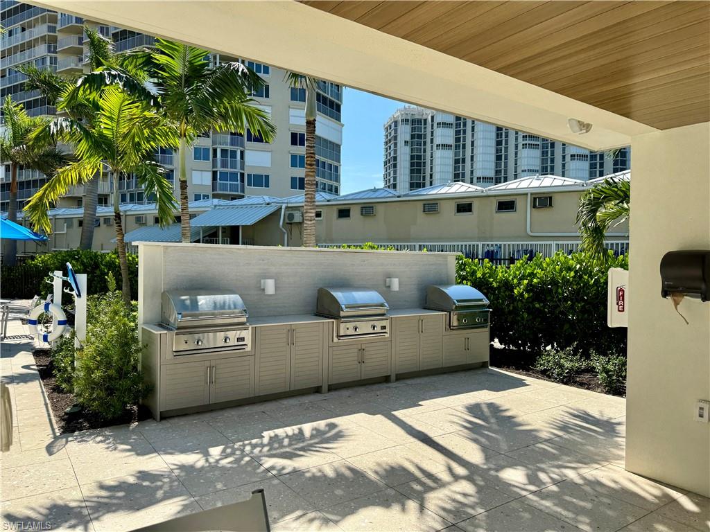 4051 Gulf Shore Blvd N # 902 Property Photo 34