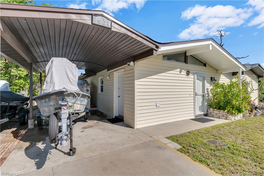 1631 North Dr Property Photo 3