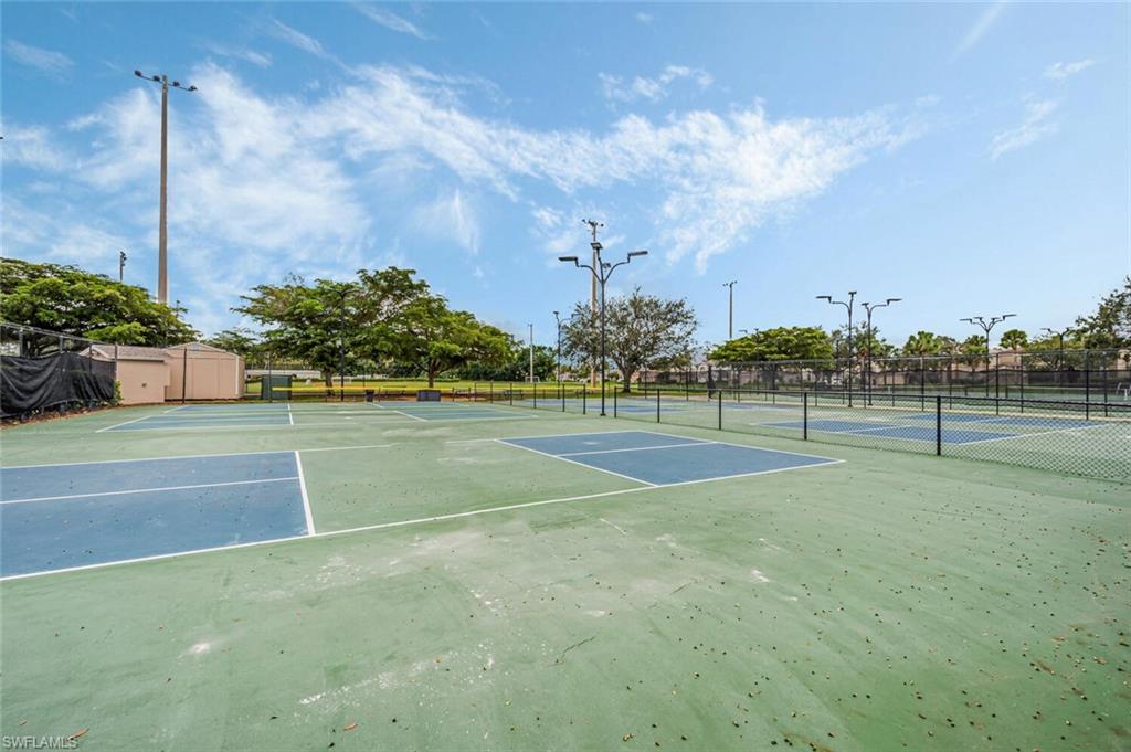 11534 Woodmount Ln Property Photo 47