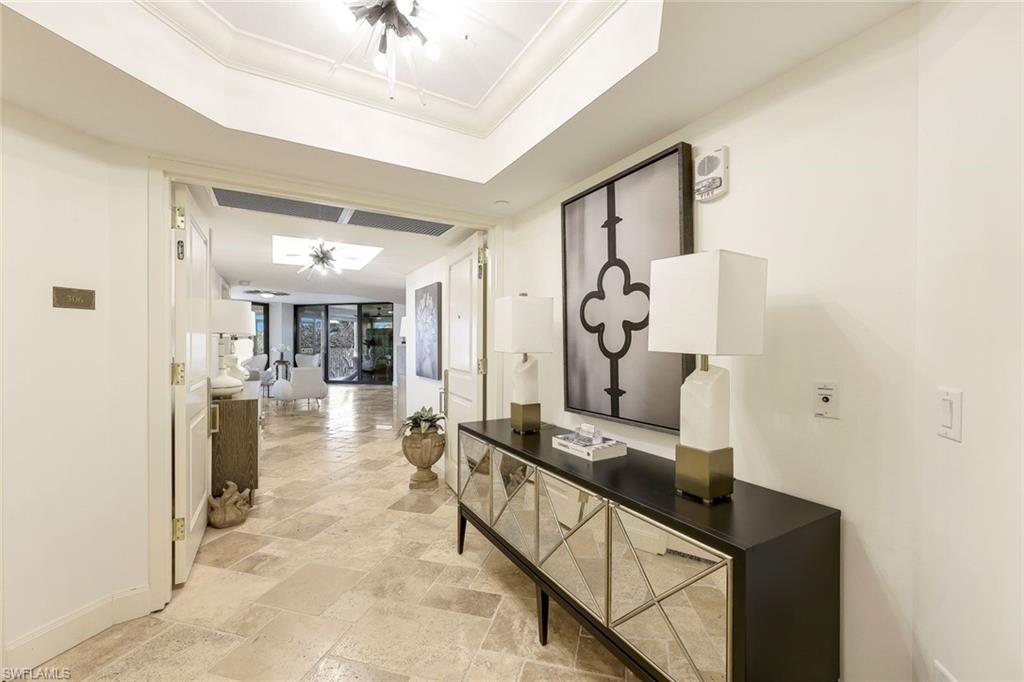 6597 Nicholas Blvd # 306 Property Photo 3