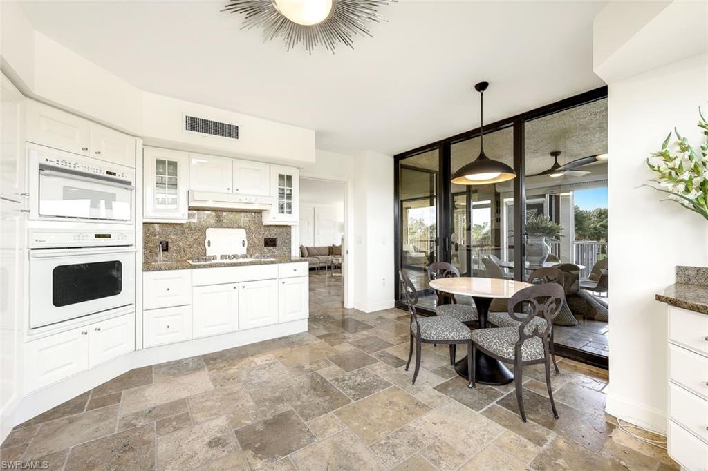 6597 Nicholas Blvd # 306 Property Photo 18
