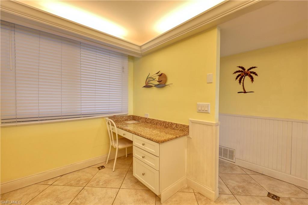 4253 Bay Beach Ln # G1 Property Photo 28