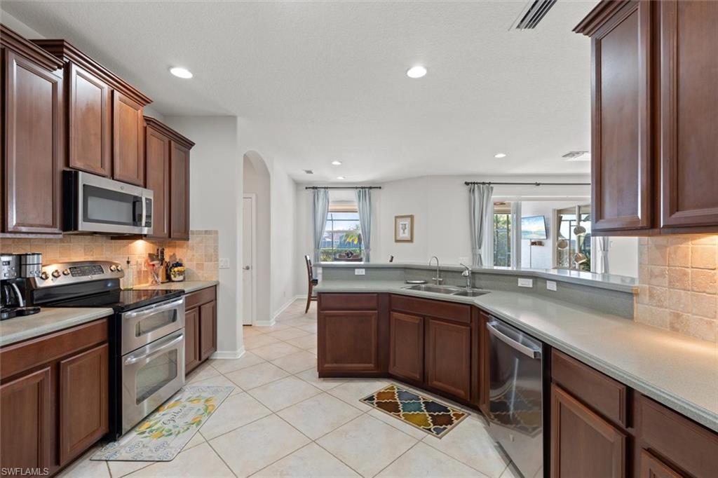 3259 Hampton Blvd Property Photo 15