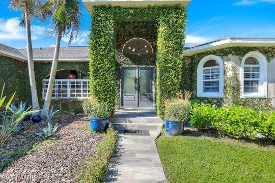 27196 Belle Rio Dr Property Photo 3