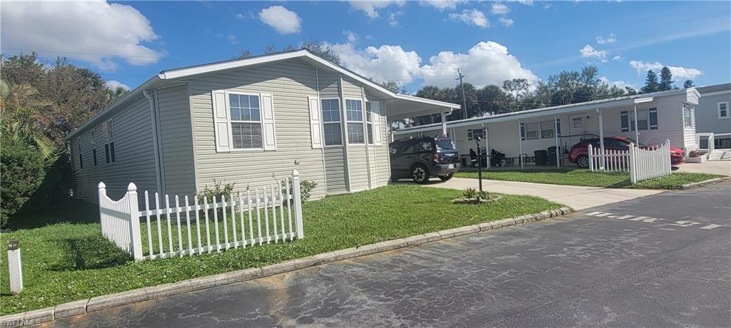 24945 Windward Blvd Property Photo 3