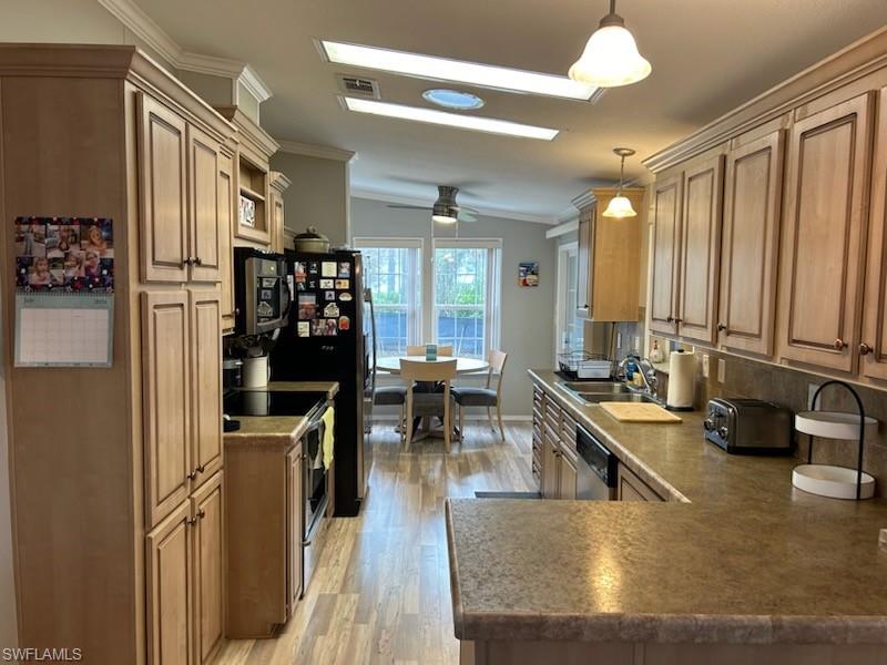 24945 Windward Blvd Property Photo 8