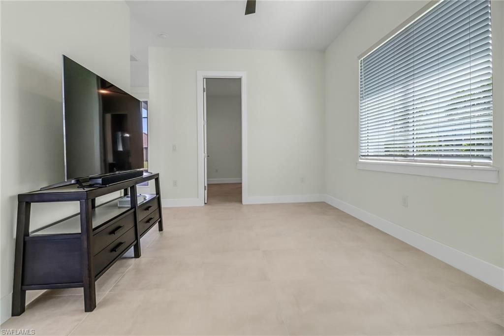 1828 Sw 40th Ter Property Photo 25