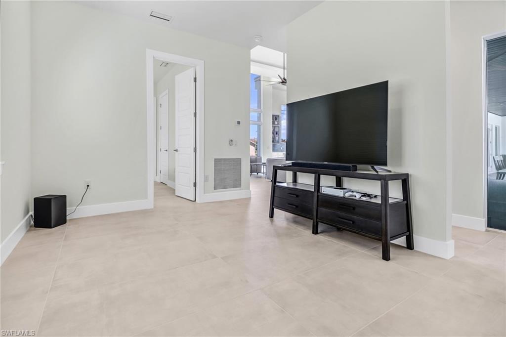 1828 Sw 40th Ter Property Photo 26