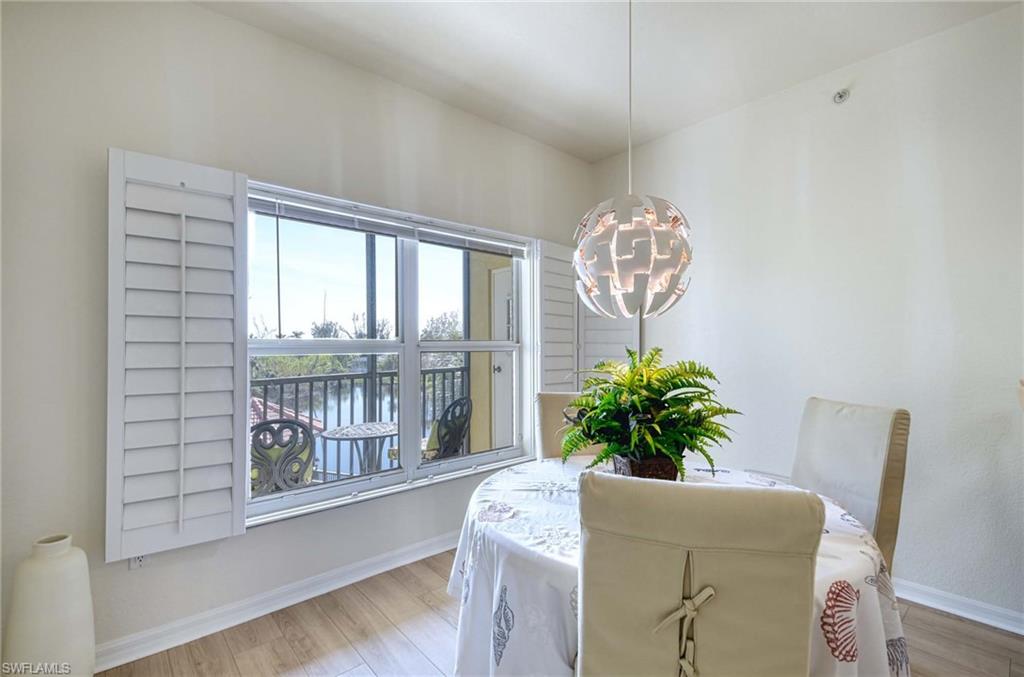 10041 Lake Cove Dr # 202 Property Photo 4