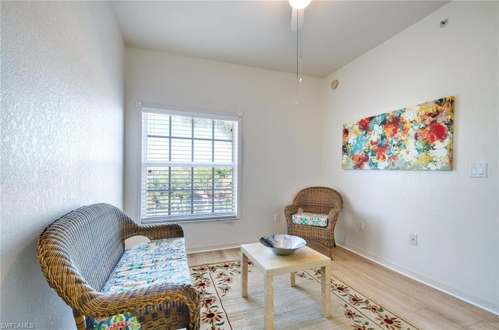 10041 Lake Cove Dr # 202 Property Photo 17