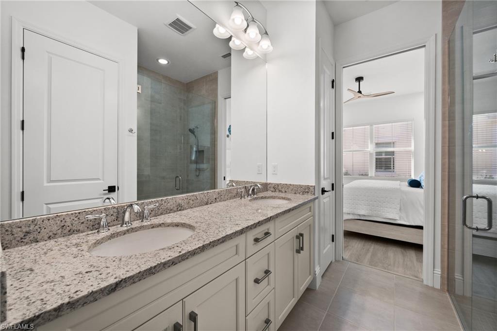 7170 Saona Ct Property Photo 20