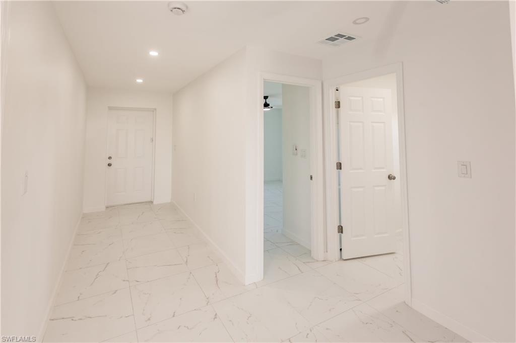 215 Nautilus Ave Property Photo 4