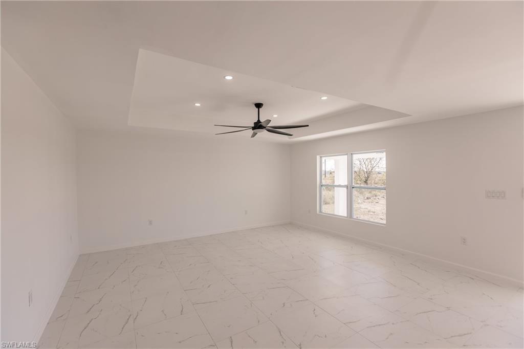 215 Nautilus Ave Property Photo 5