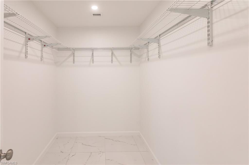 215 Nautilus Ave Property Photo 22