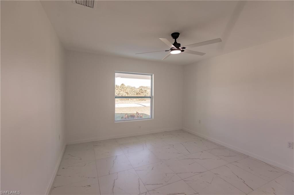 215 Nautilus Ave Property Photo 23