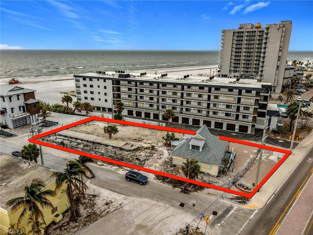 2100 Estero Blvd Property Photo 4