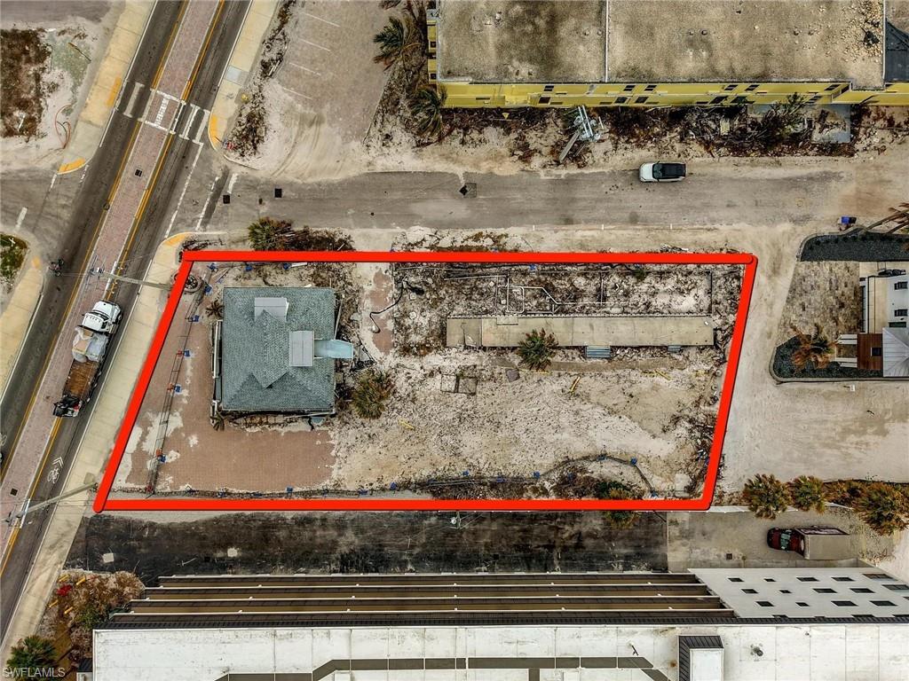 2100 Estero Blvd Property Photo 16