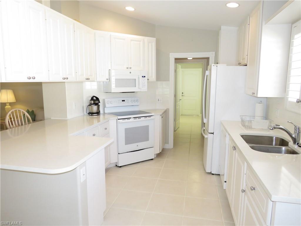 3245 Barbados Ln Property Photo 7