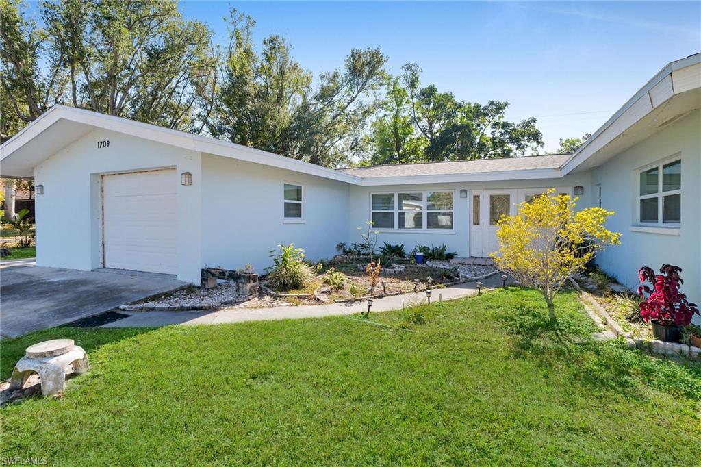 1709 Inlet Dr Property Photo 4