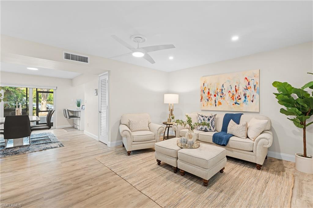 788 Park Shore Dr # F17 Property Photo 7